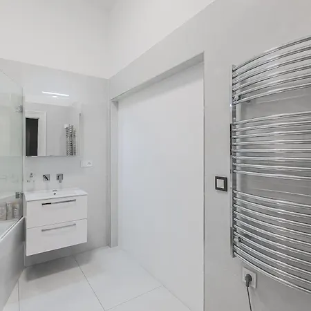 Daire Private Room, Ac, W Kitchen *